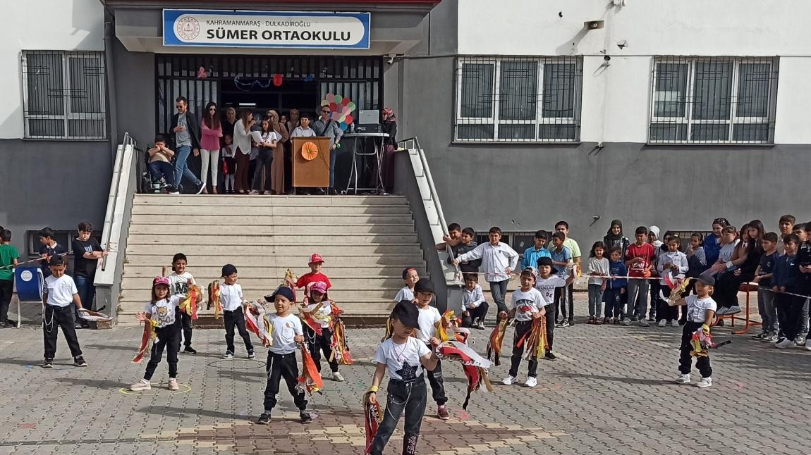 23 Nisan Ulusal Egemenlik ve Çocuk Bayramı okulumuzda etkinliklerle kutlandı.